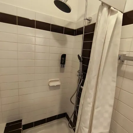 Gaestehaus Am Bahnhof Vechta, Smart Check, Wlan & Parkplatz Hotel