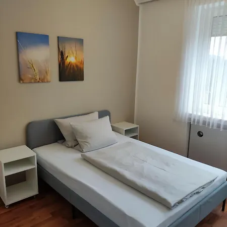 Gaestehaus Am Bahnhof Vechta, Smart Check, Wlan & Parkplatz Hotel *